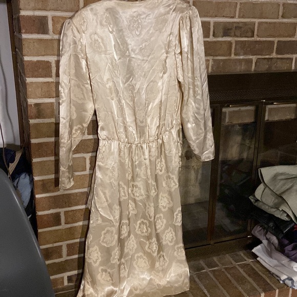 DARCY VINTAGE DRESS - Picture 5 of 9